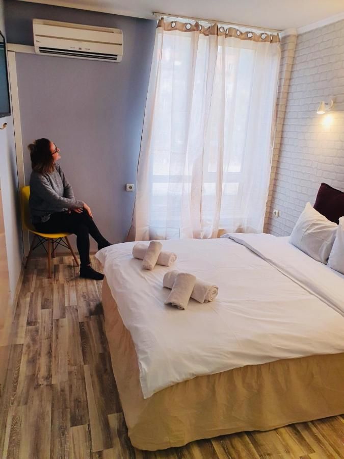 Отель Hotel Shterev Karlovo Карлово